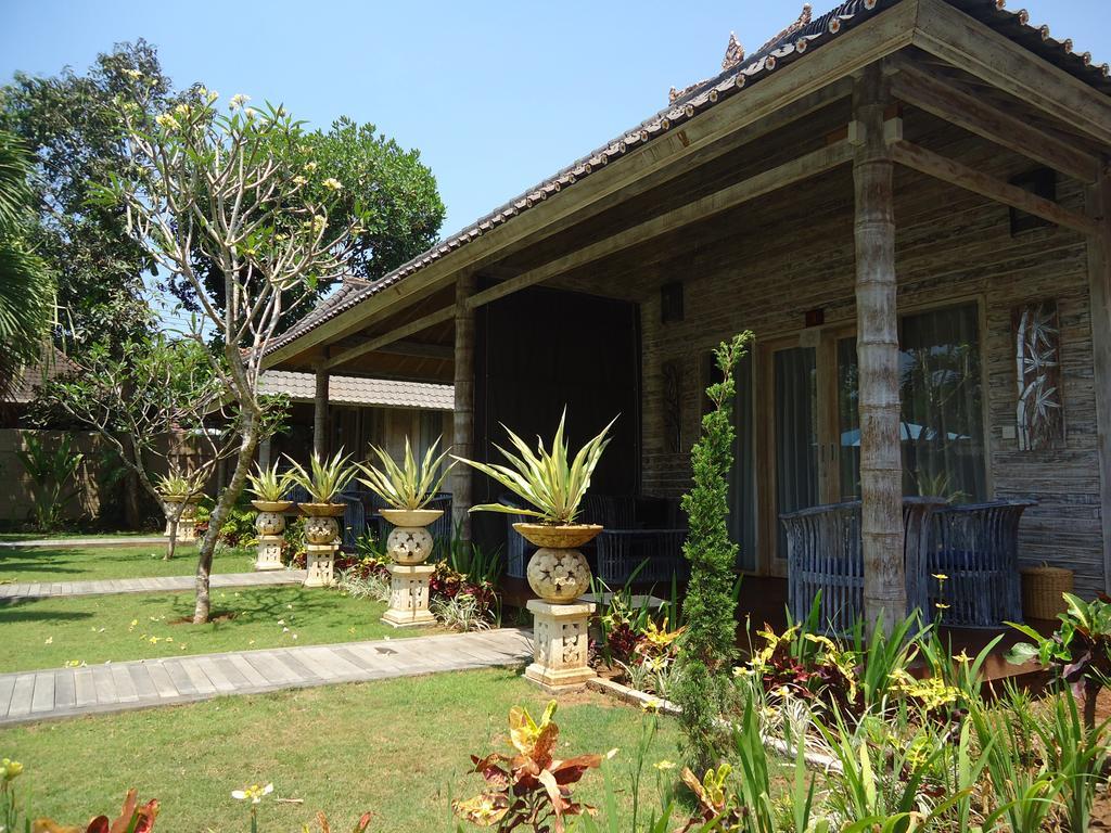 The Palm Grove Villas Lembongan Exterior foto